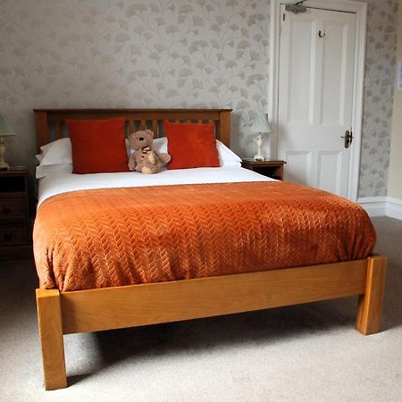 Denehurst Guest House Уиндермир Экстерьер фото